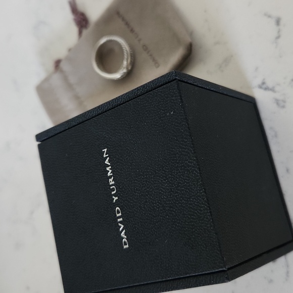 David Yurman X Crossover Ring With Diamonds - Picture 3 of 7